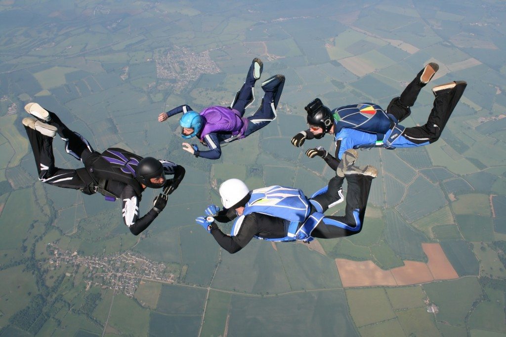 10 Deadly Hobbies Your Insurance Agent Probably Hates You For 4 Skydiving