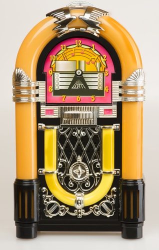 A creepy jukebox haunts Earnestine and Hazel’s in Memphis, Tennessee