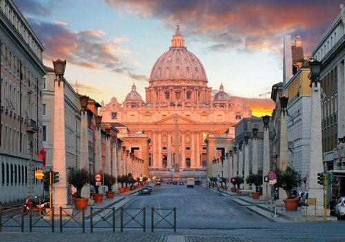 The Illuminati attempted to throw off the Vatican's shackles.
