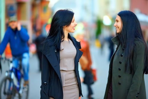 Top 10 Things You Should Do When You're Bored 6 Catch up with an old friend or make a new one to beat boredom.