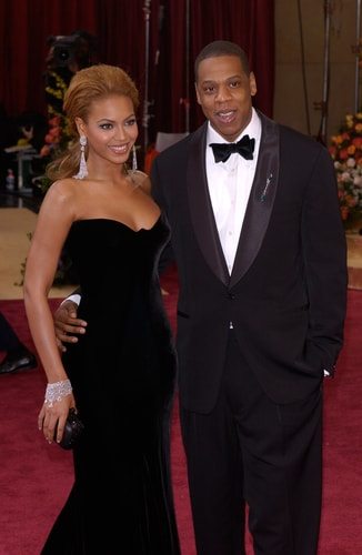 Top 10 Facts About Beyoncé Knowles 6 Beyonce and Jay-z are married. For now.