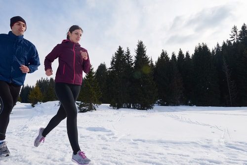 Top 10 Time-Tested Tips for Running in Cold Weather 1 When running outdoors in cold weather dress in layers