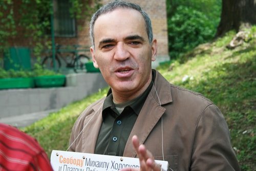 Garry Kasparov: always 10 moves in front of his competition. 
