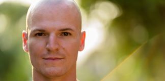 10 Reasons Bald Men are Scientifically Sexier than Men with Hair