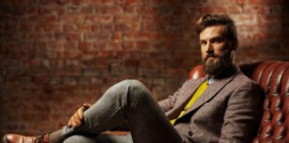 10 Reasons Why You Should Date a Man with a Beard 